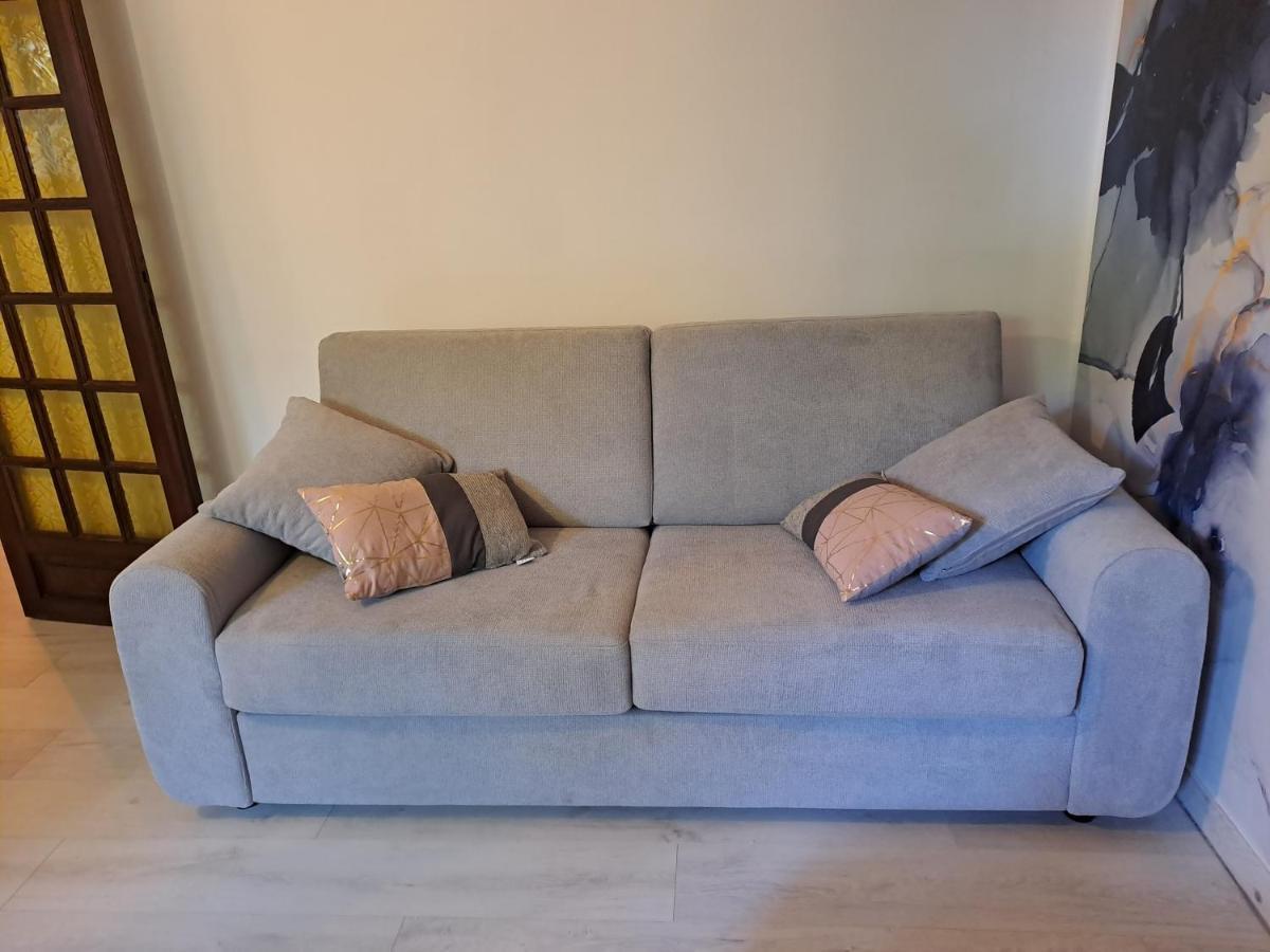 Appartement T2 A 2Min Du Centre +Parking à LʼIsle-sur-la-Sorgue Extérieur photo